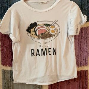 Ramen bowl graphic tee women’s xs
